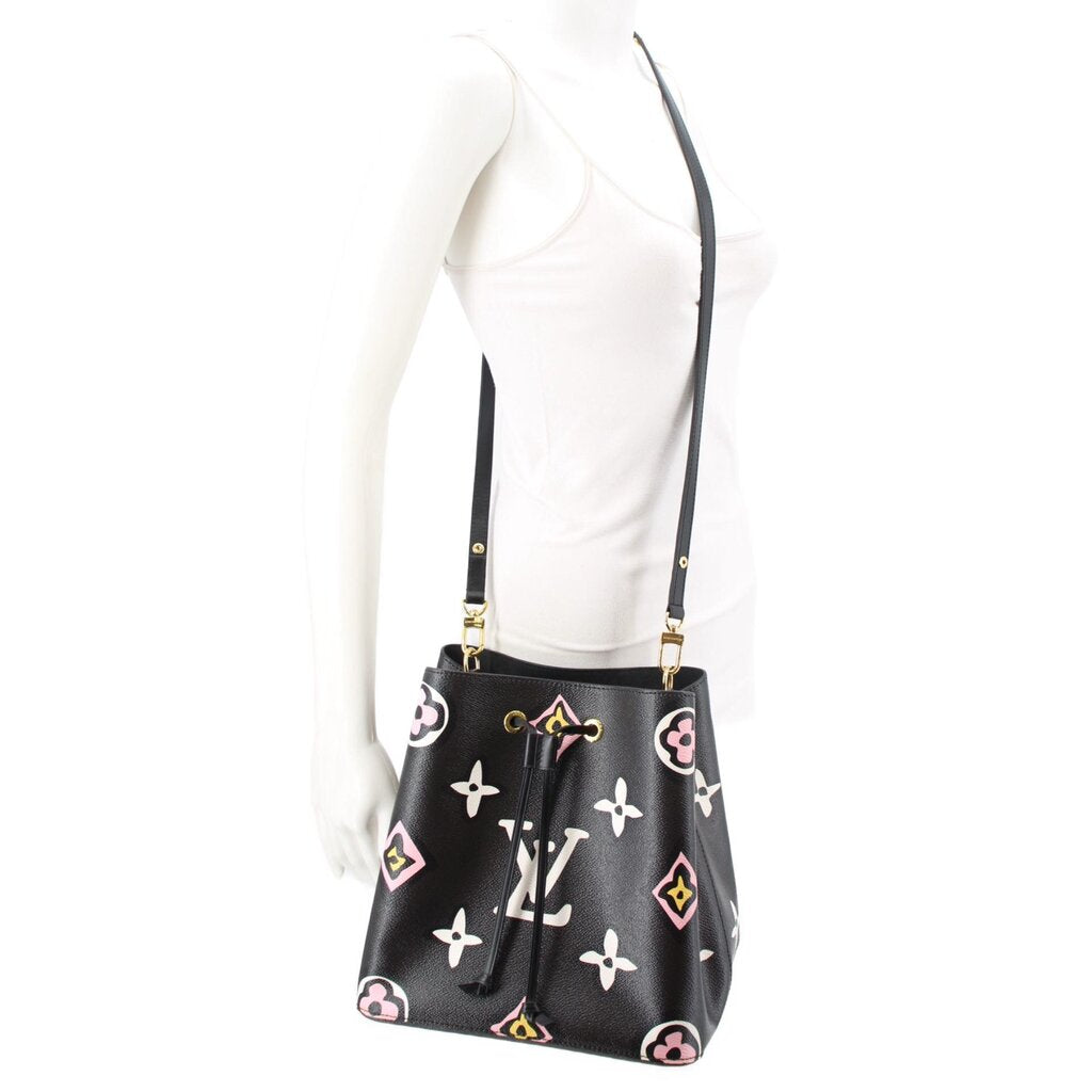 LOUIS VUITTON NEONOE MM WILD AT HEART CROSSBODYS BLACK