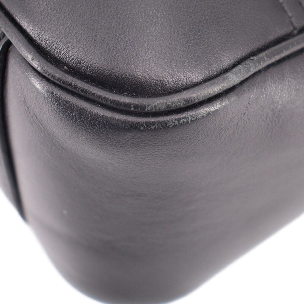 GUCCI MEDIUM MARMONT SHOULDER BAGS BLACK