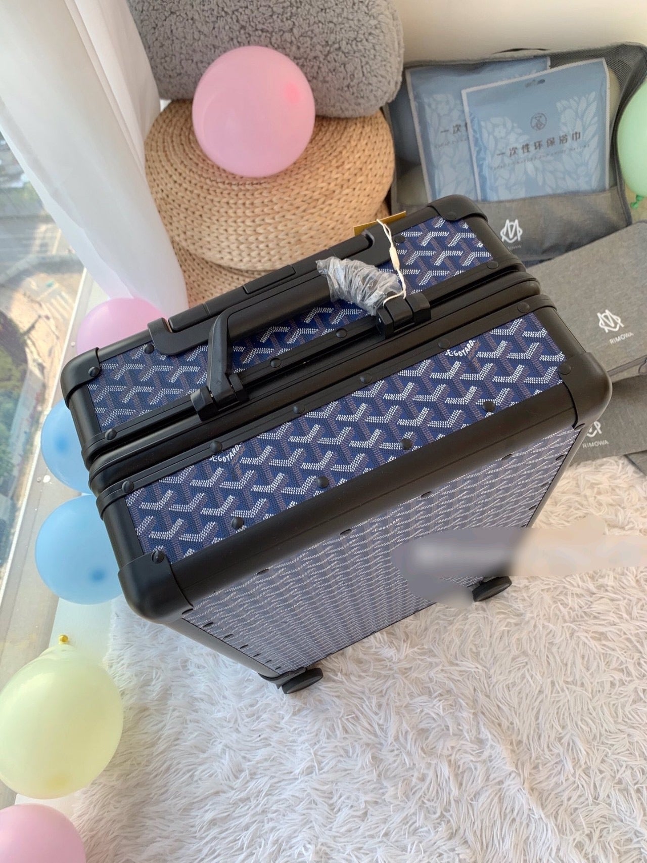 Goyrd Suitcase Limited edition