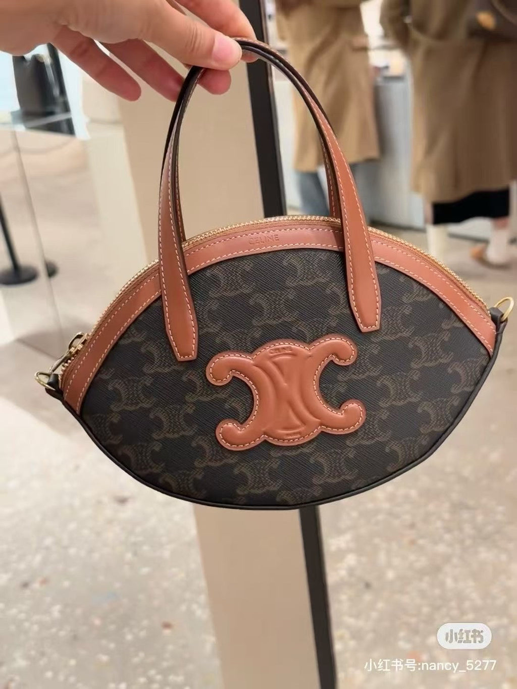 Cline OVAL BAG IN TRIOMPHE