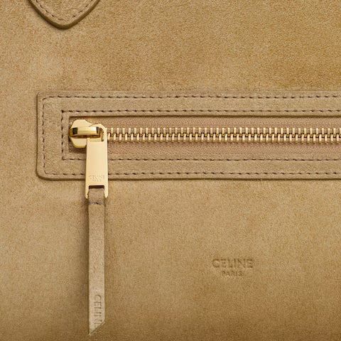 Celine MEDIUM NEW LUGGAGE IN SUPPLE SHINY LAMBSKIN 2025