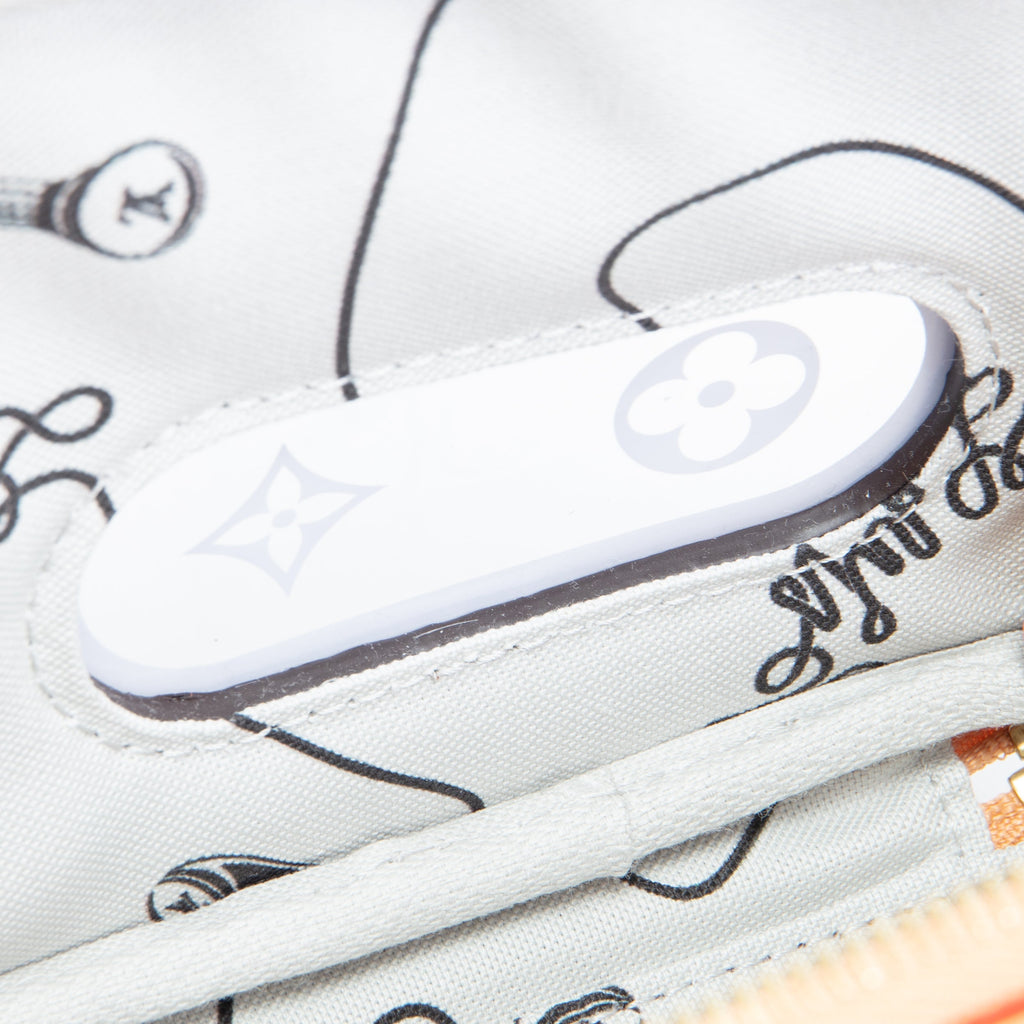 LOUIS VUITTON Limited Edition Baladeur Wearable Wallet