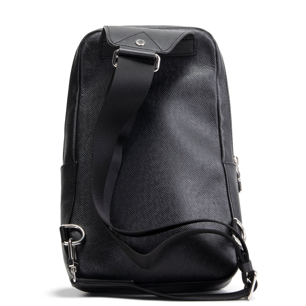 LOUIS VUITTON Taiga Avenue Sling - Black