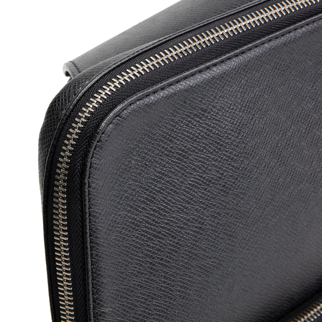 LOUIS VUITTON Taiga Avenue Sling - Black
