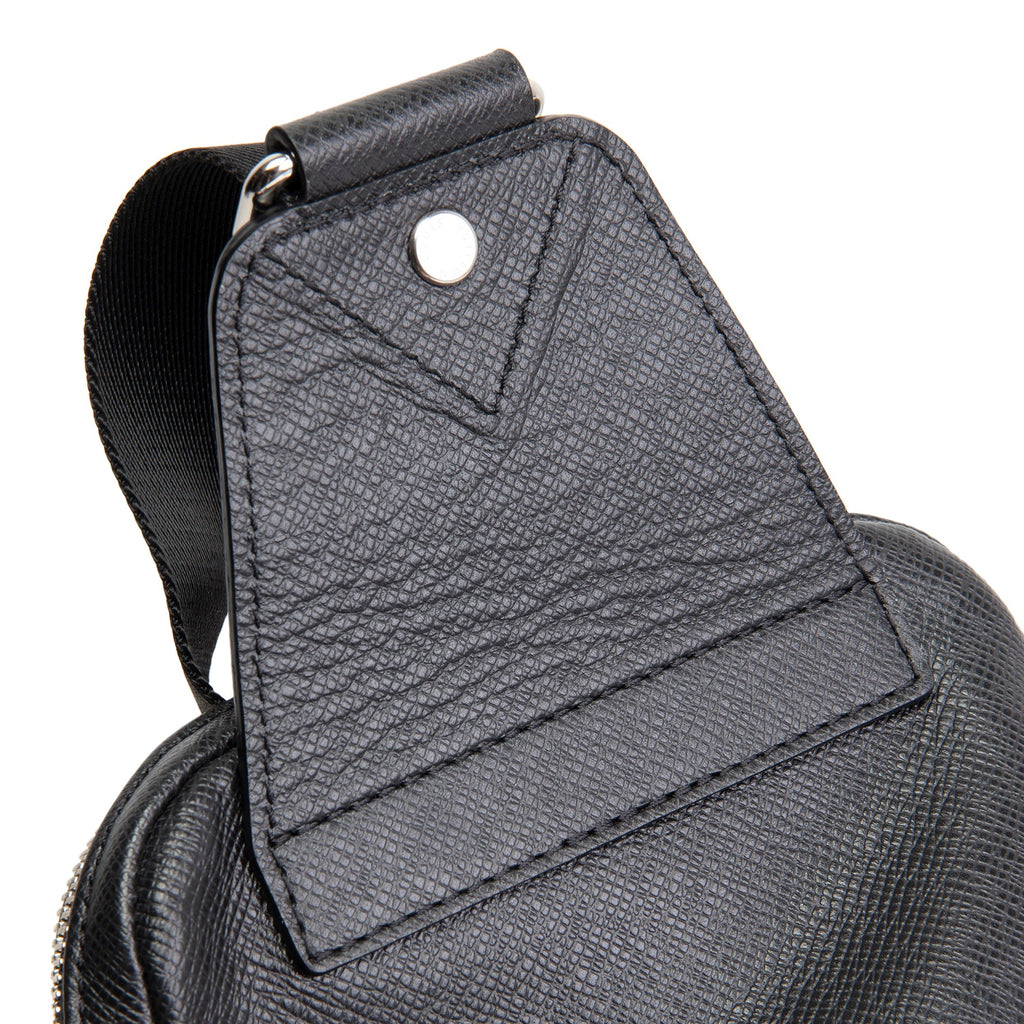 LOUIS VUITTON Taiga Avenue Sling - Black