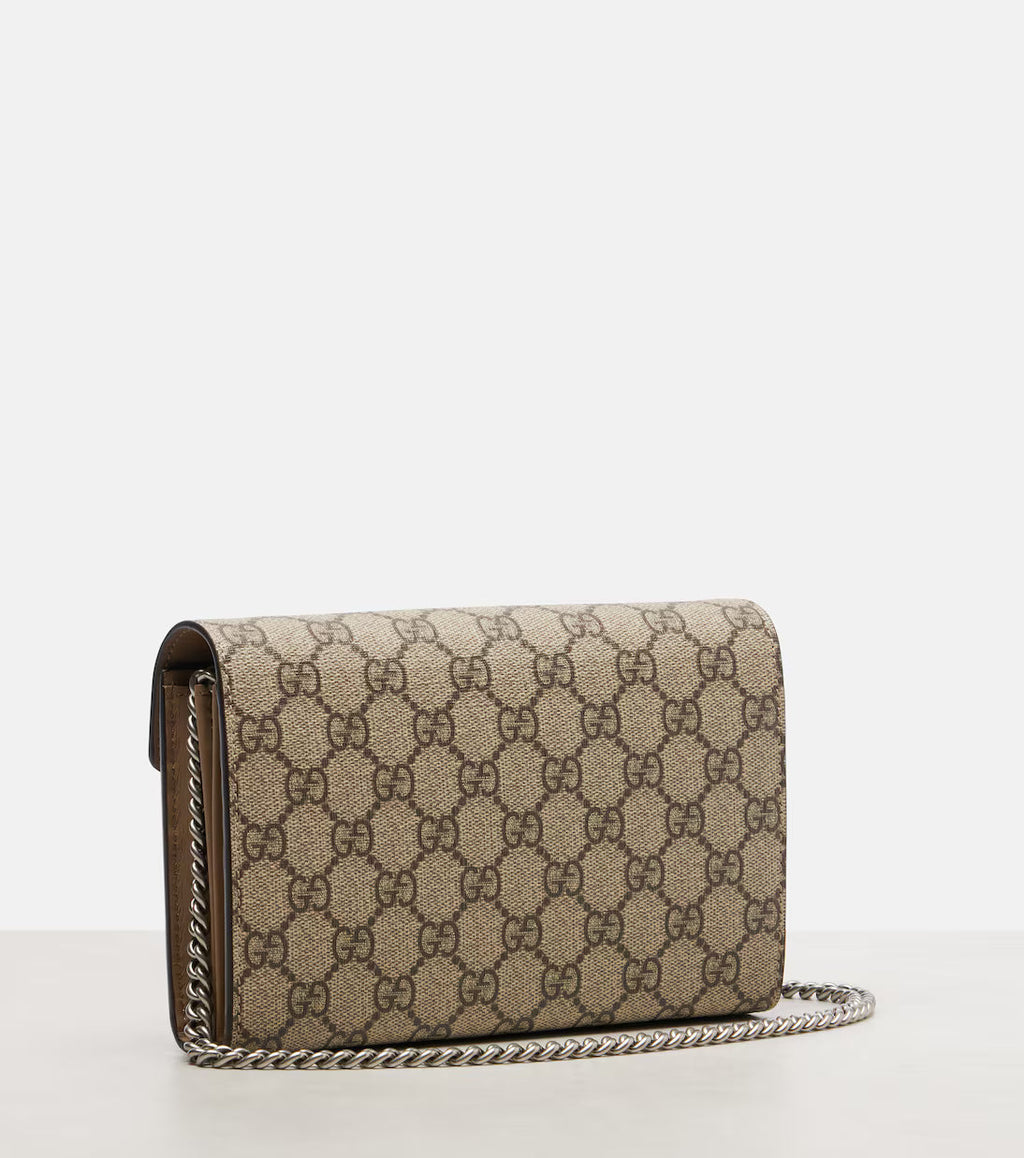 Gucci Dionysus GG Supreme clutch 2025
