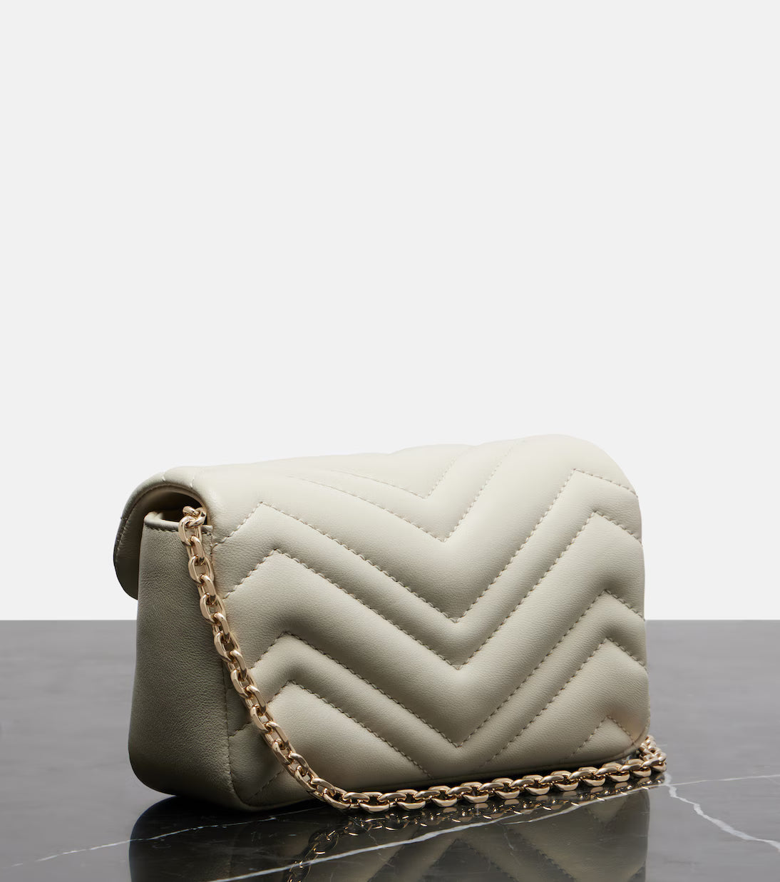 Gucci GG Marmont Mini leather shoulder bag 2025