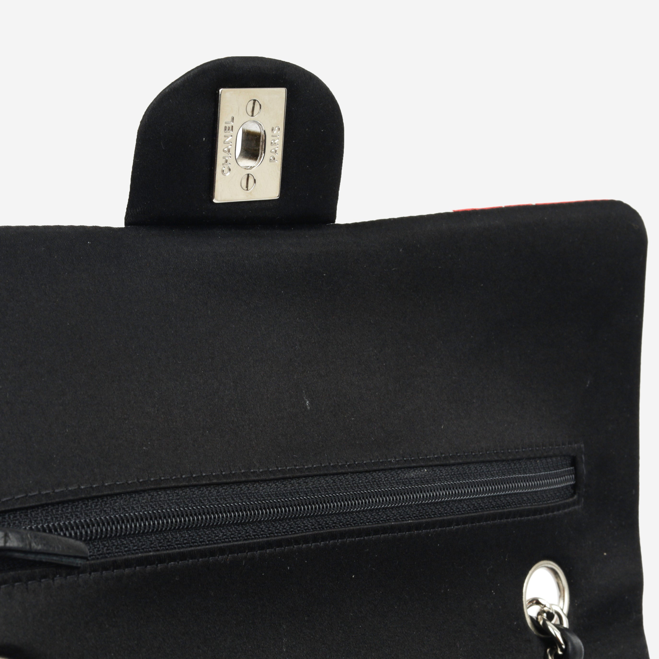 Medium Classic Flap Bag