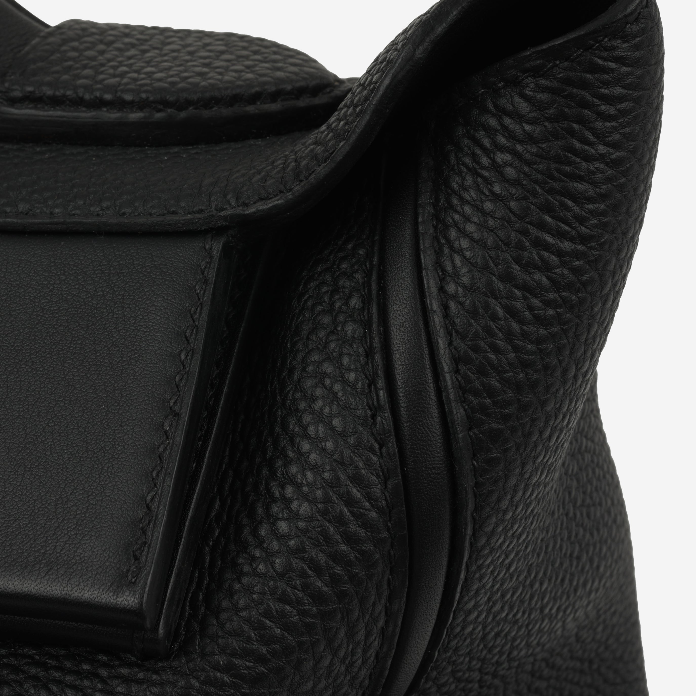 Hermés 24/24 35 - Noir Togo / Swift Leather | Gold Hardware