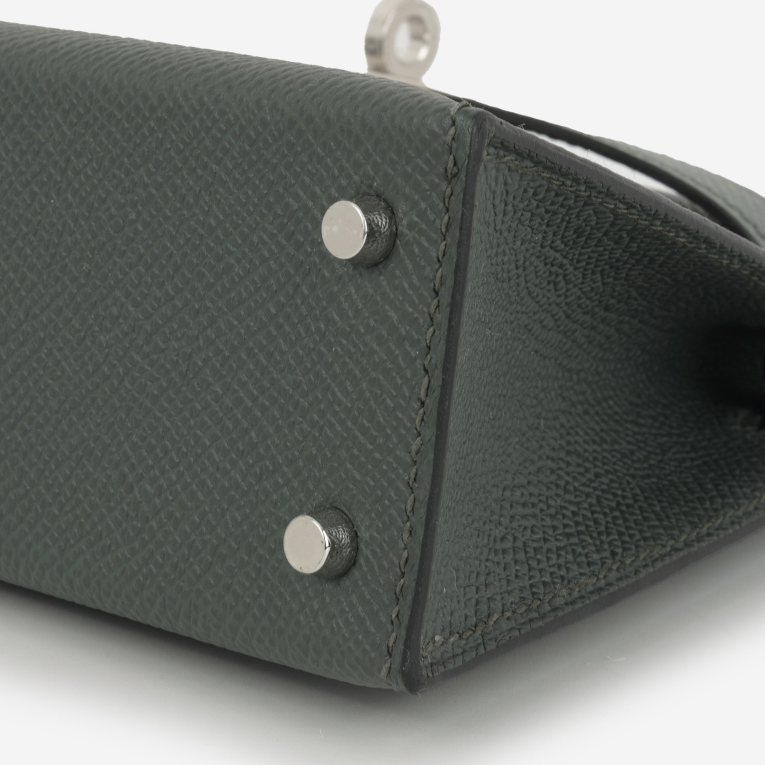 Hermès Mini Kelly Tricolore - Vert Amande / Noir Epsom / Vert Mangrove | Palladium Hardware