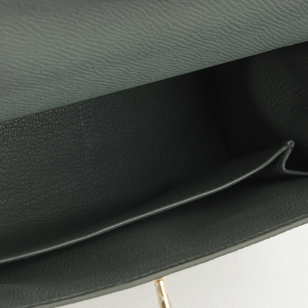 Hermès Kelly 25 - Vert Amande Epsom | Permabrass Hardware