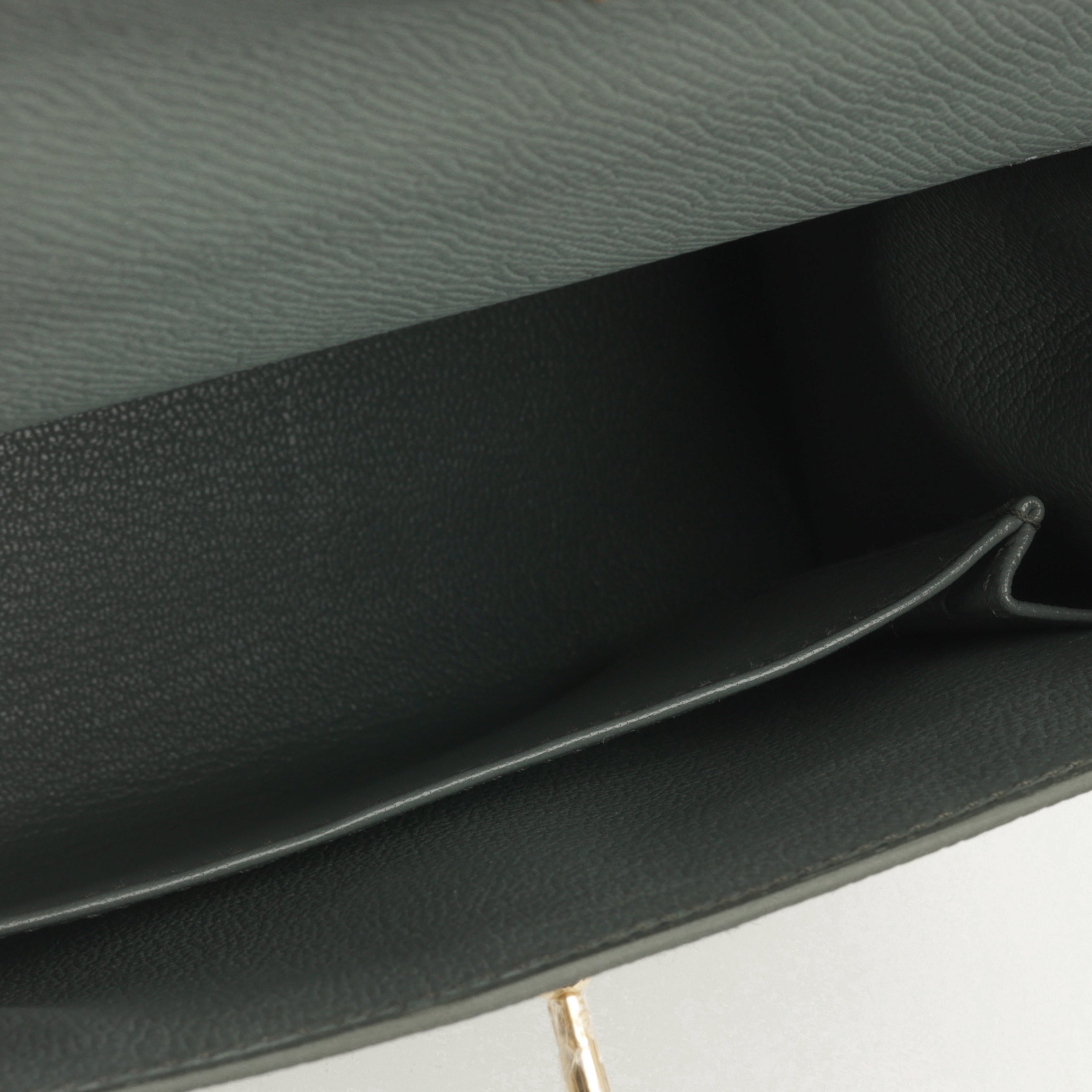 Hermès Kelly 25 - Vert Amande Epsom | Permabrass Hardware