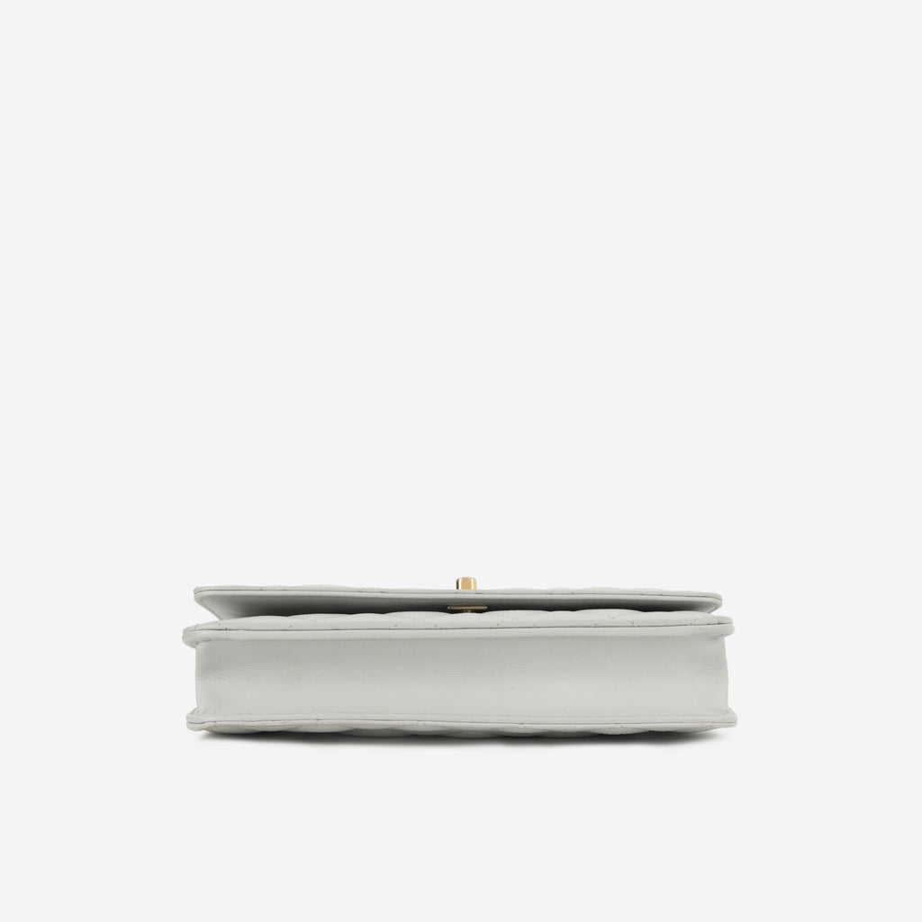 Pearl Crush Wallet On Chain - Grey Lambskin | Gold Hardware