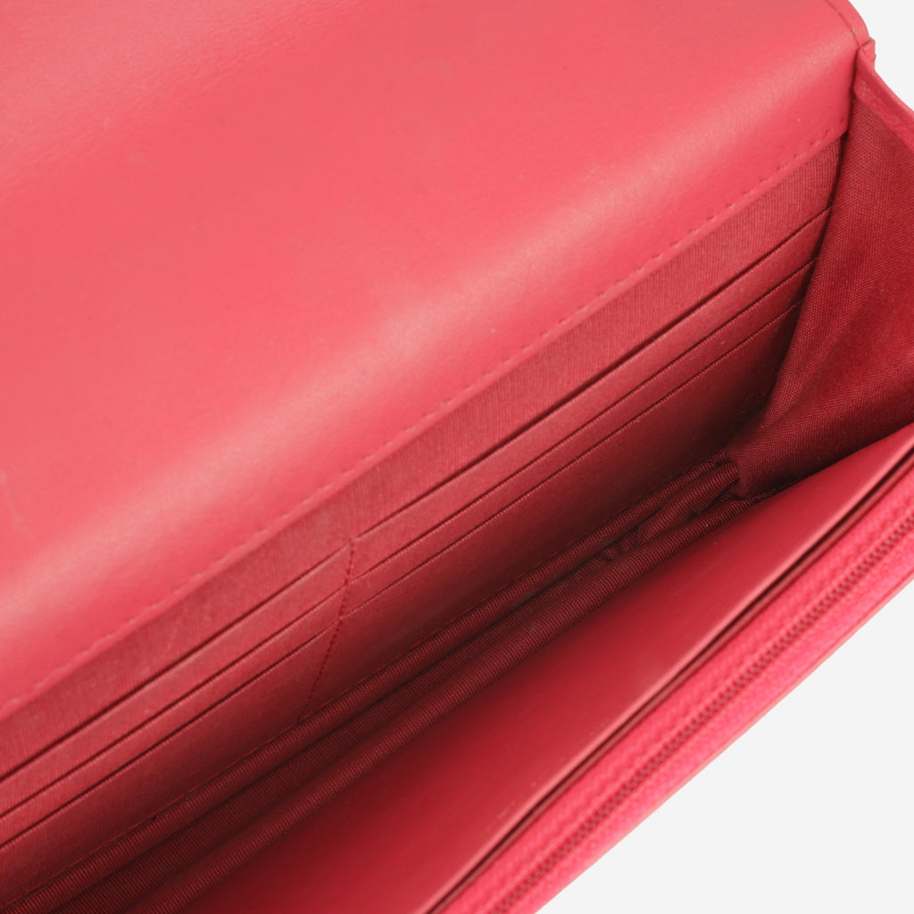 Chanel 19 Wallet on Chain - Raspberry Goatskin | Mixed Hardware