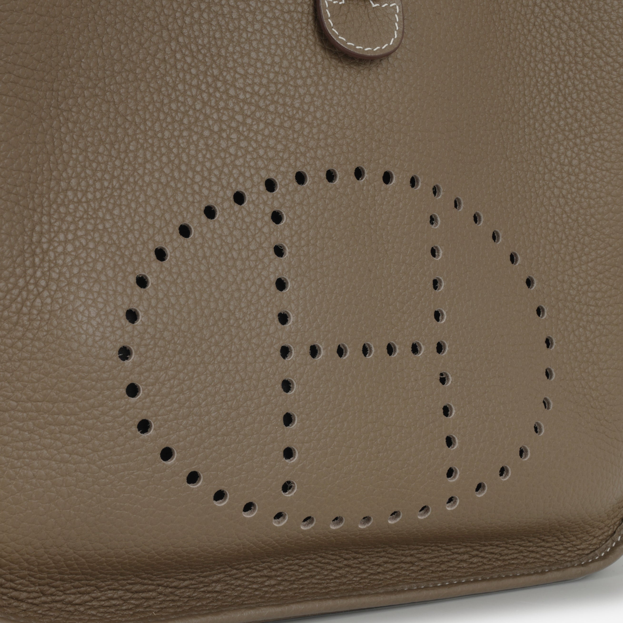 Hermès Evelyne PM - Etoupe Clemence | Gold Hardware