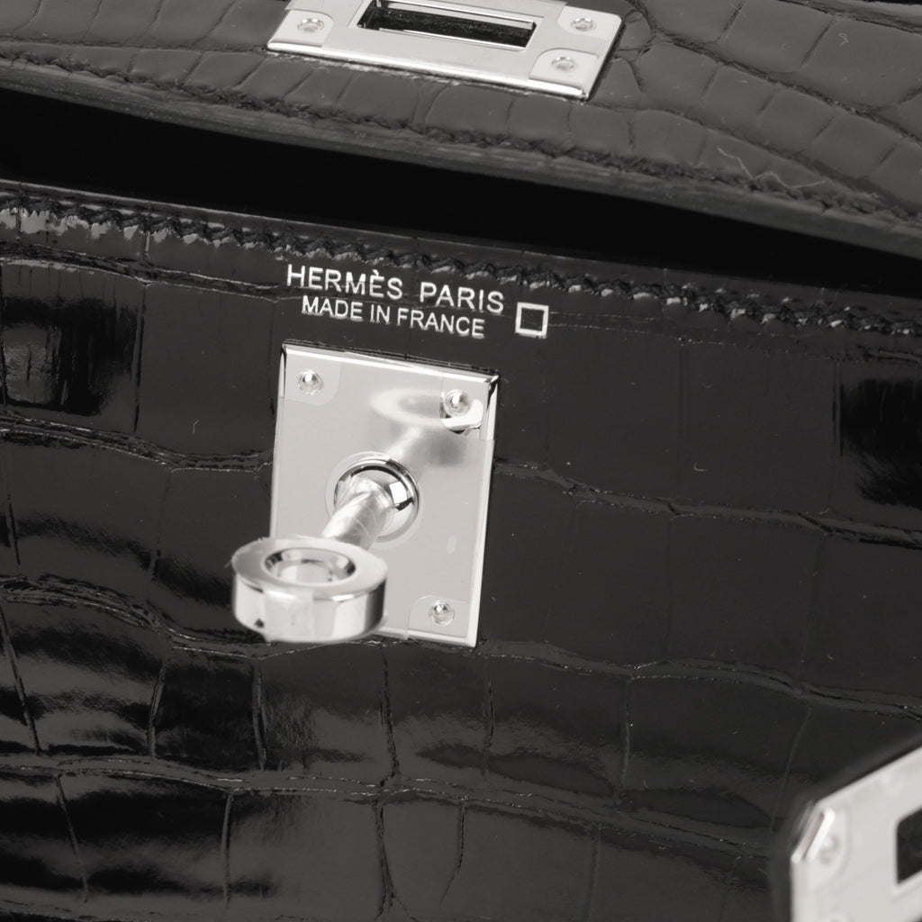 Hermès Mini Kelly - Black Shiny Alligator | Palladium Hardware