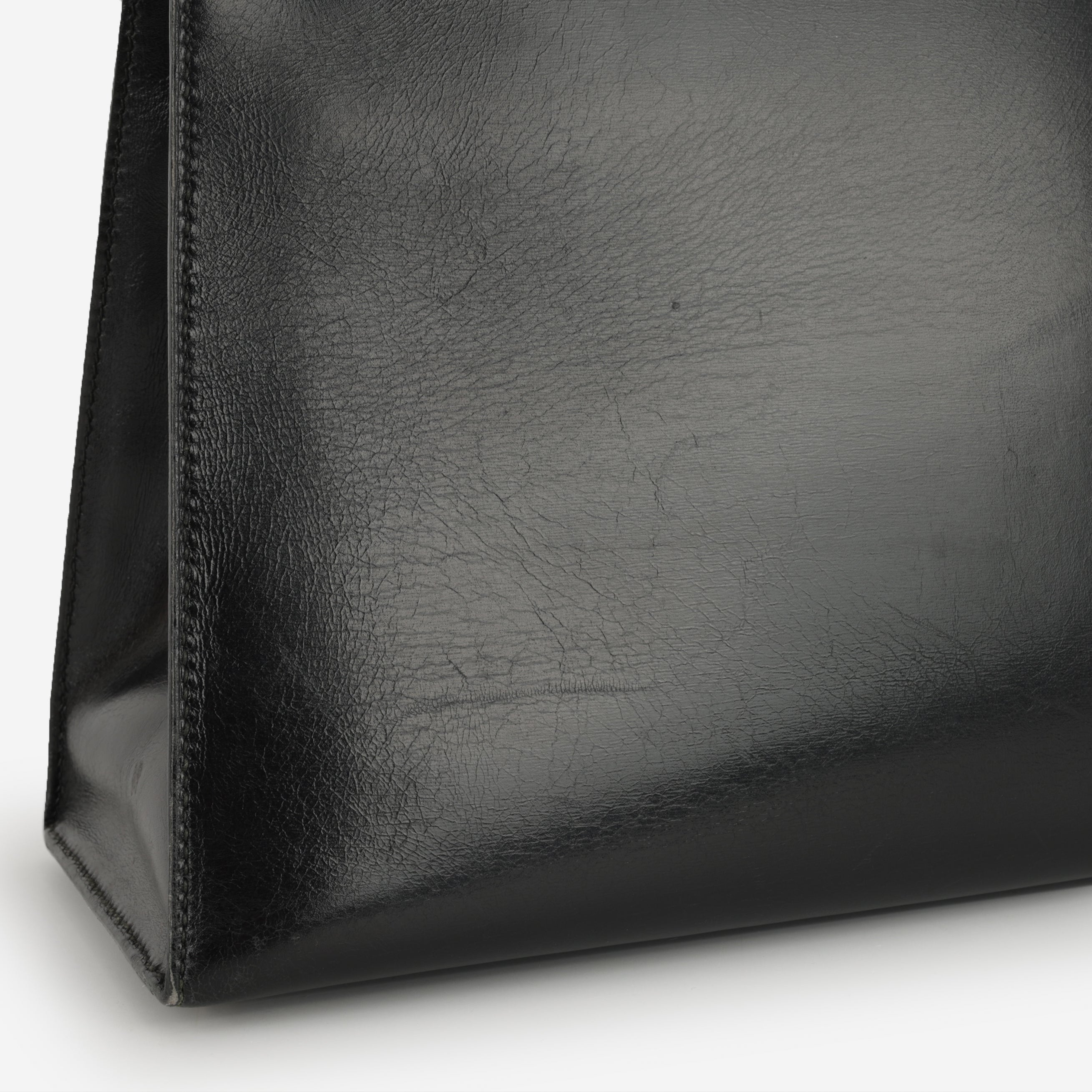 Hermès Vintage Kelly 32 - Black Box Calf | Gold Hardware