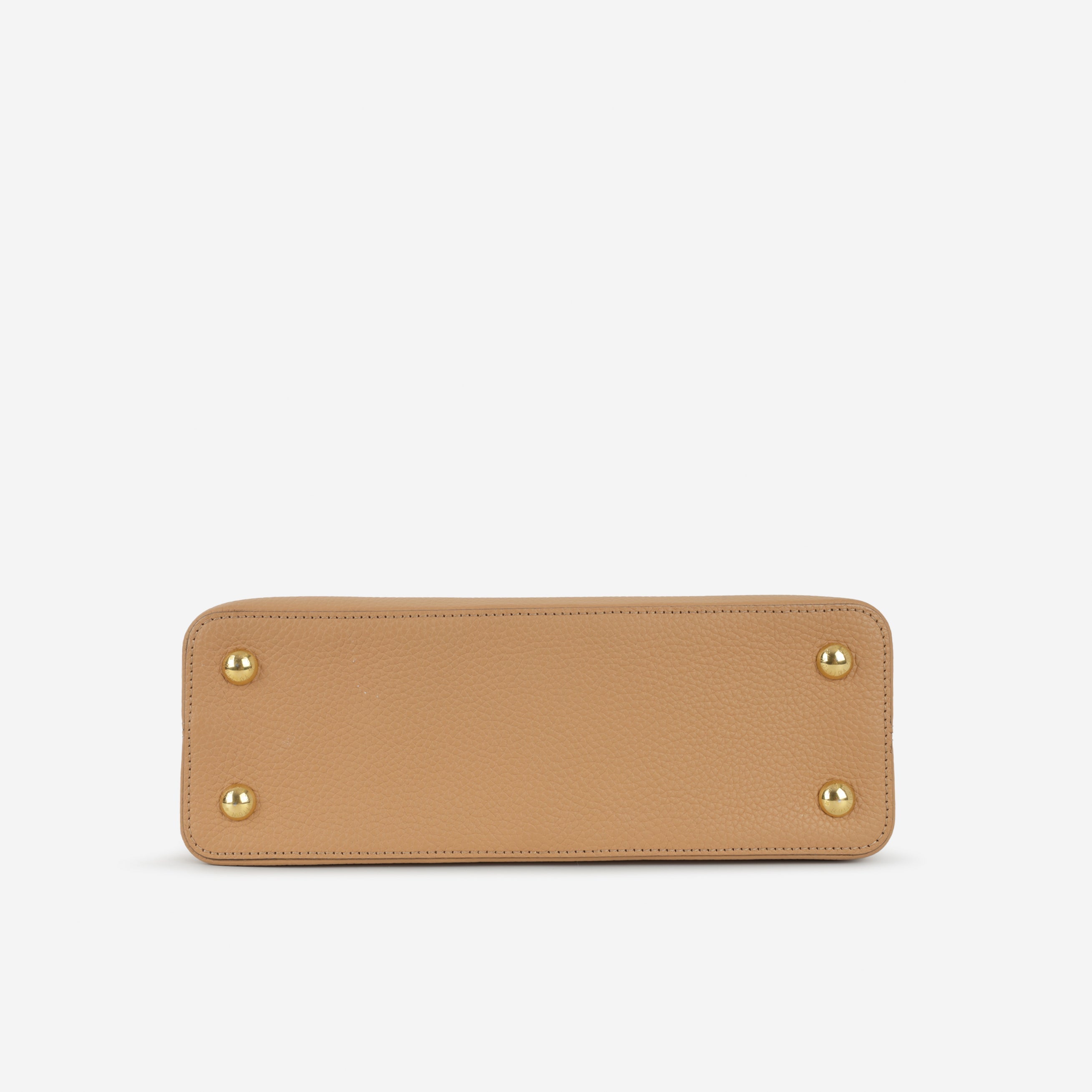 Louis Vuitton Capucines MM - Beige Taurillon | Gold Hardware