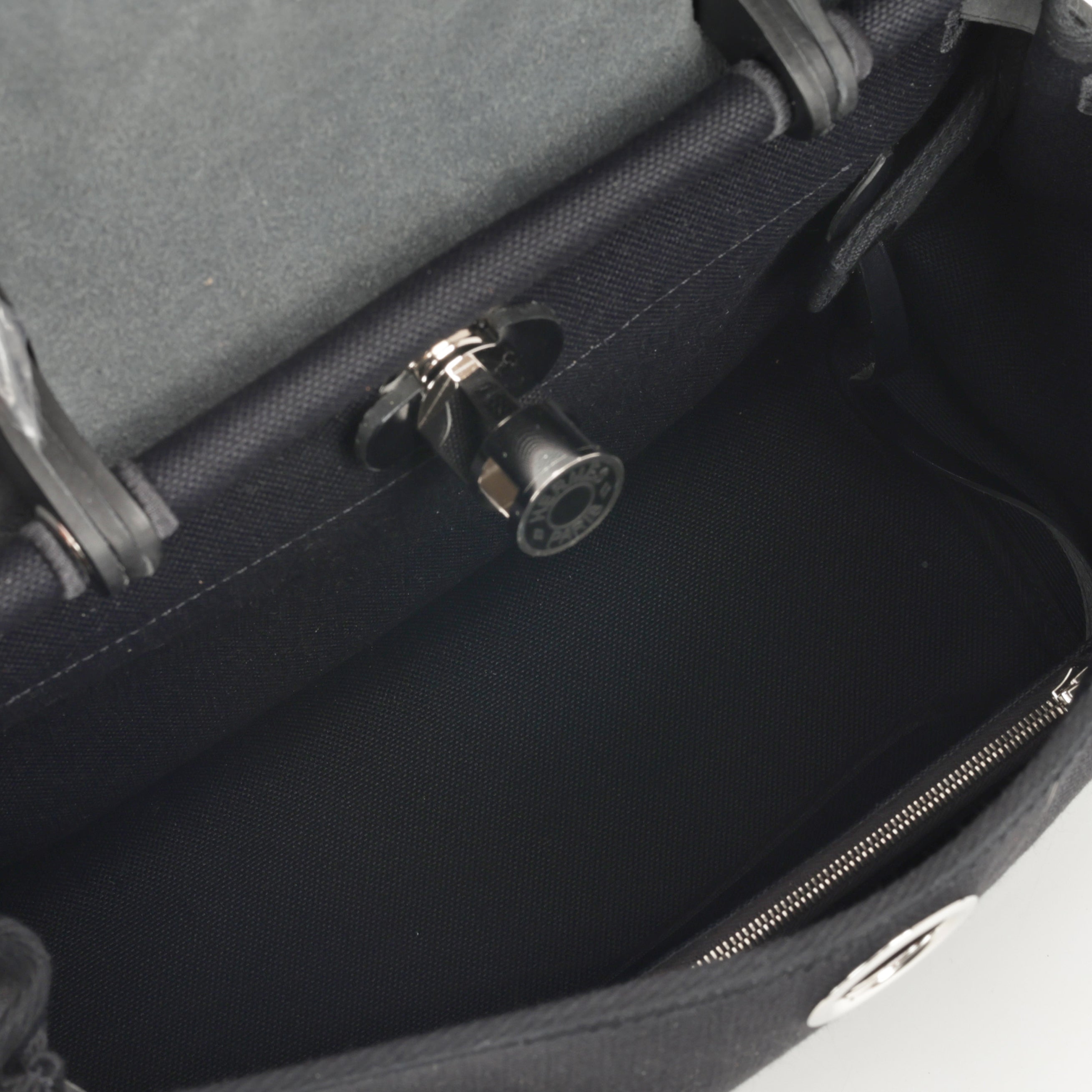 Hermès Herbag 31 - Black Canvas / Hunter | Palladium Hardware