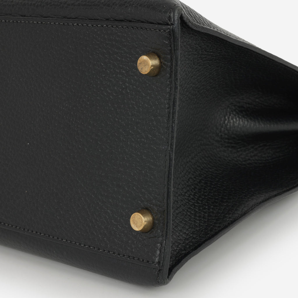 Hermès Vintage Kelly 35 'Mou' - Black Ardennes | Gold Hardware