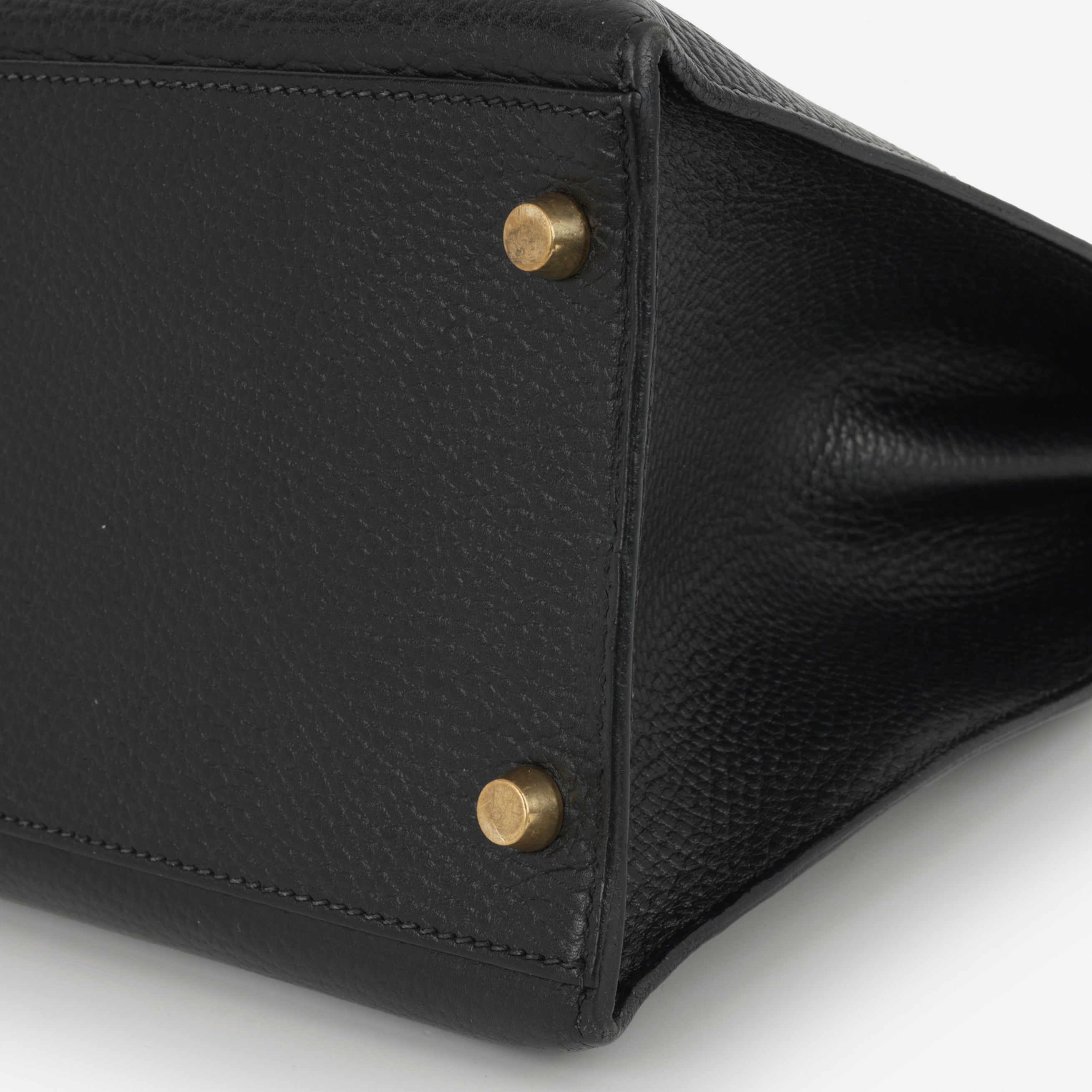 Hermès Vintage Kelly 35 'Mou' - Black Ardennes | Gold Hardware