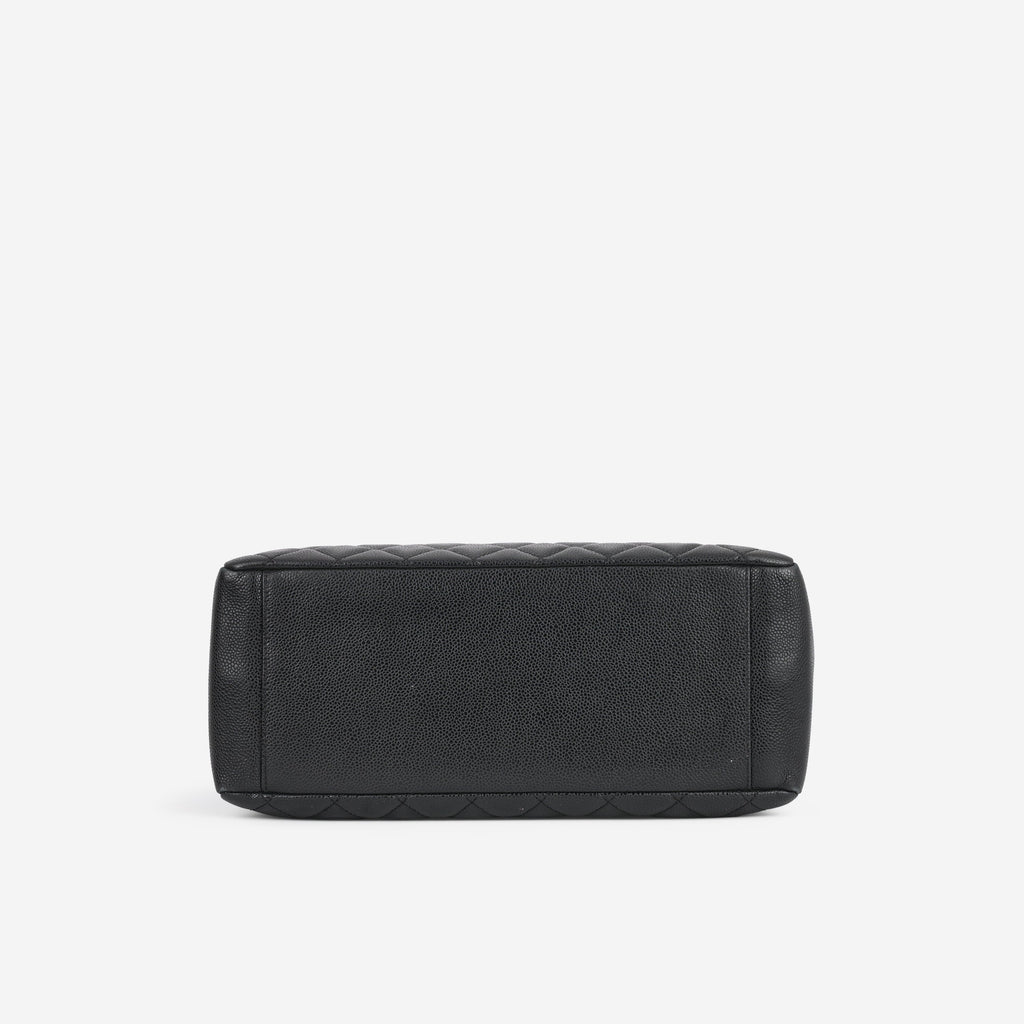 Chanel GST - Black Caviar | Gold Hardware