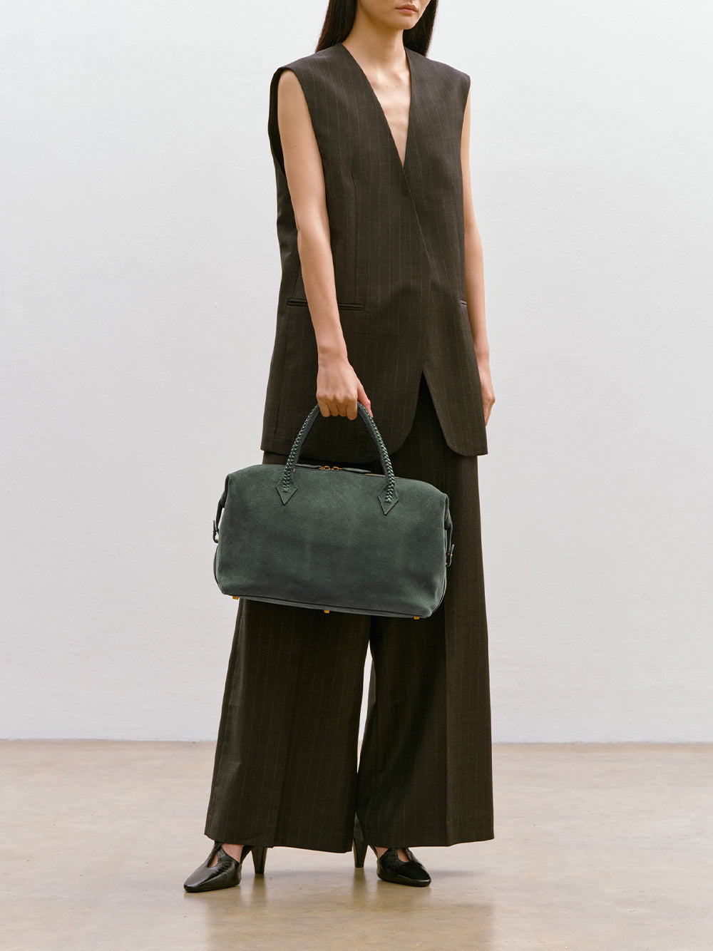 Suede Vérité City Bag