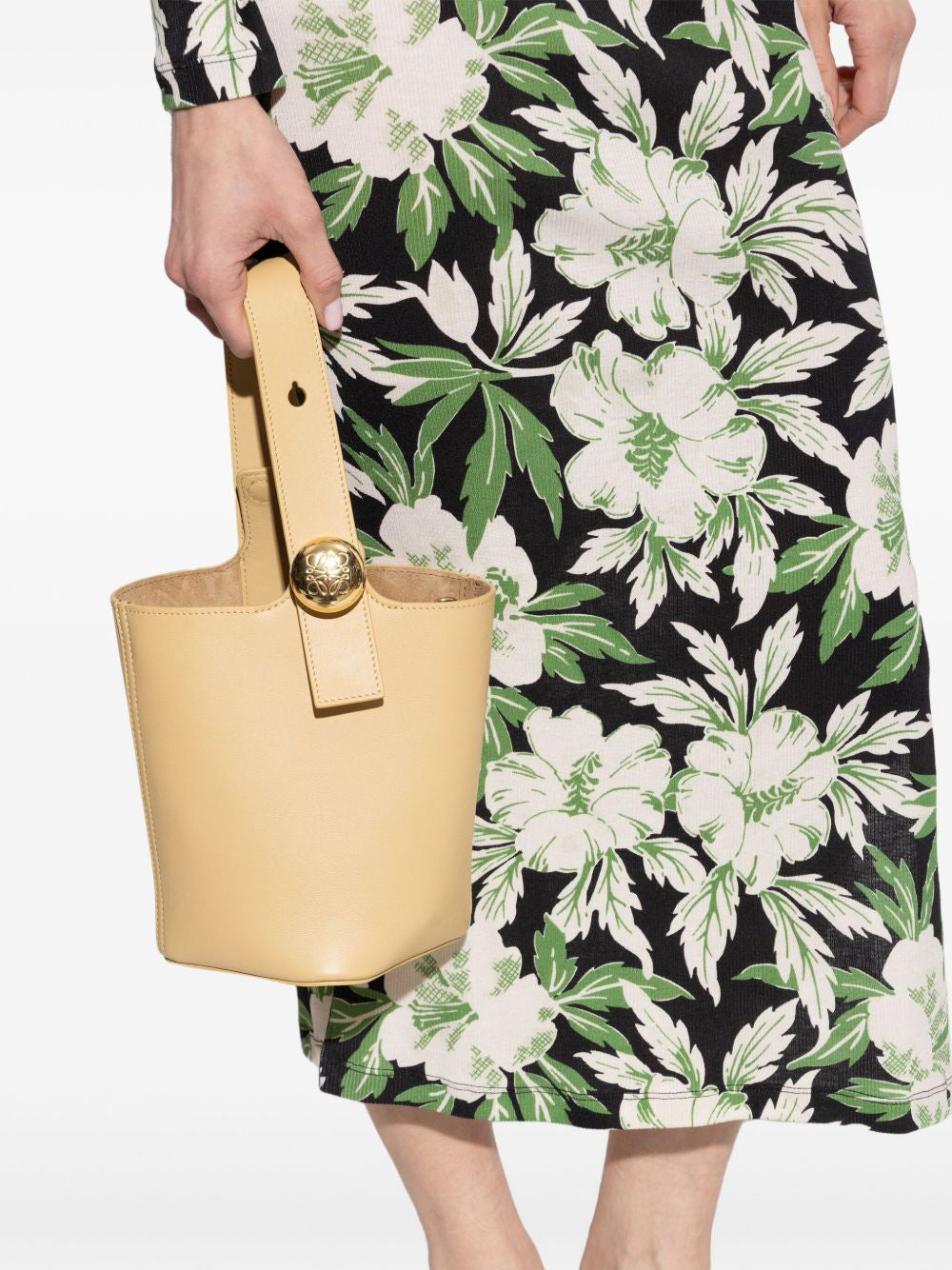 Mini Pebble Bucket Bag