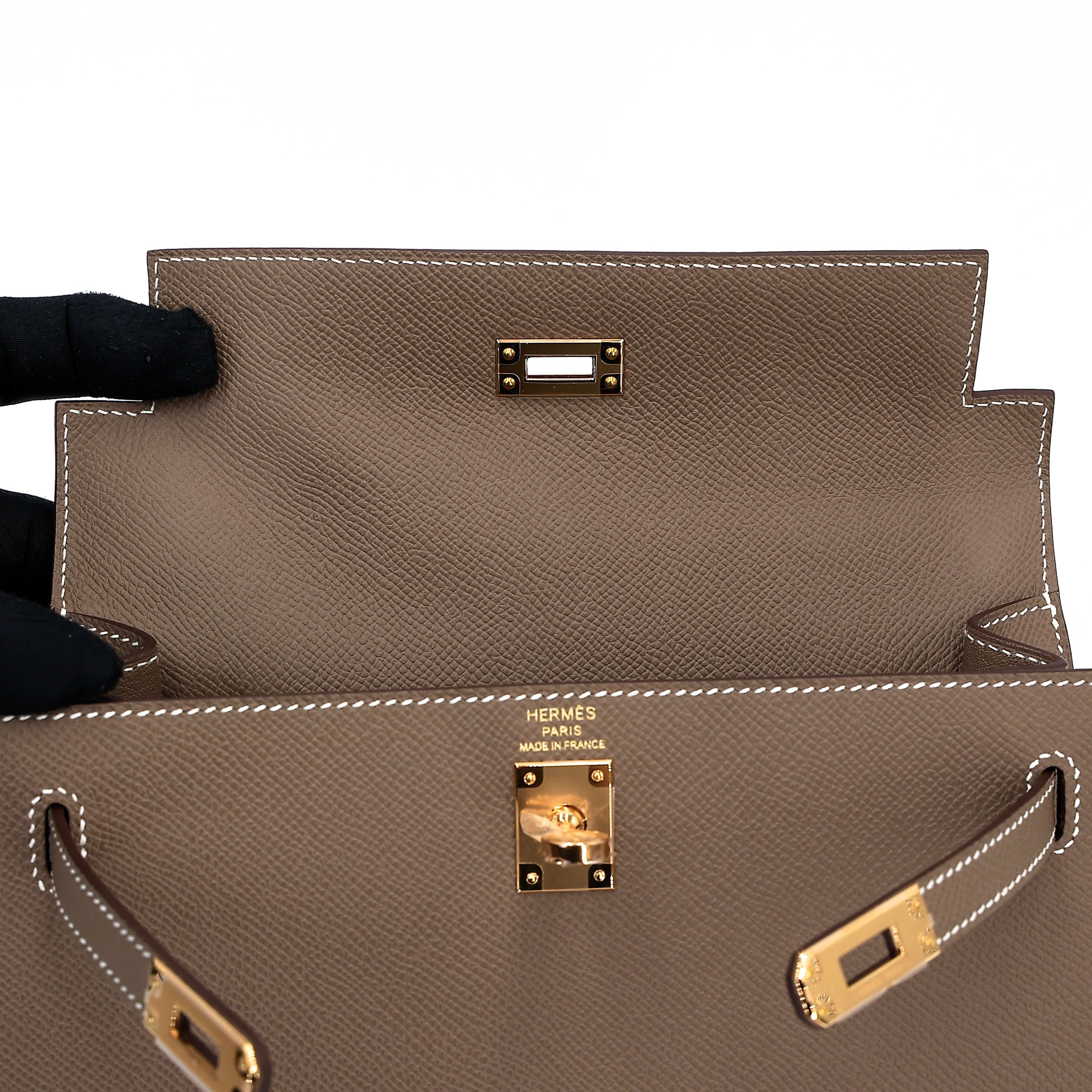 HERMÈS Kelly 25 Sellier Etoupe (18) Epsom Gold hardware K (2025)