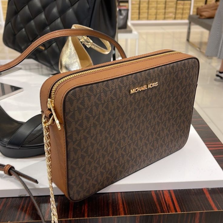 Michael kors Crossbody bag