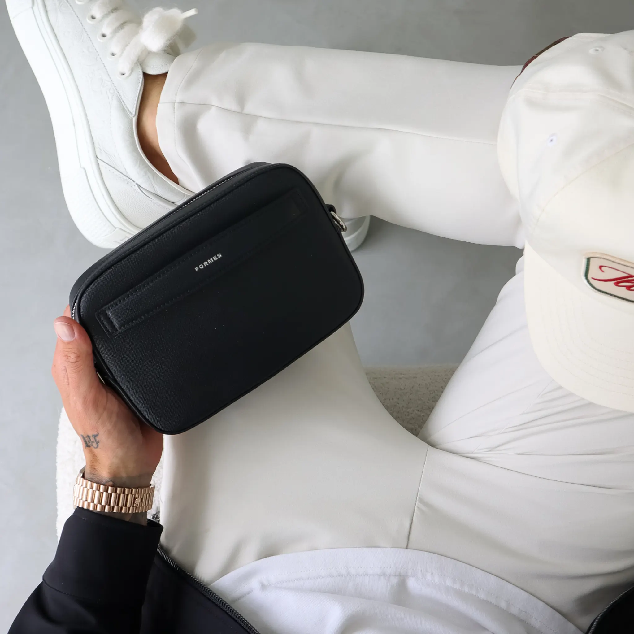 Formes Adapt Nero Mini Crossbody Bag