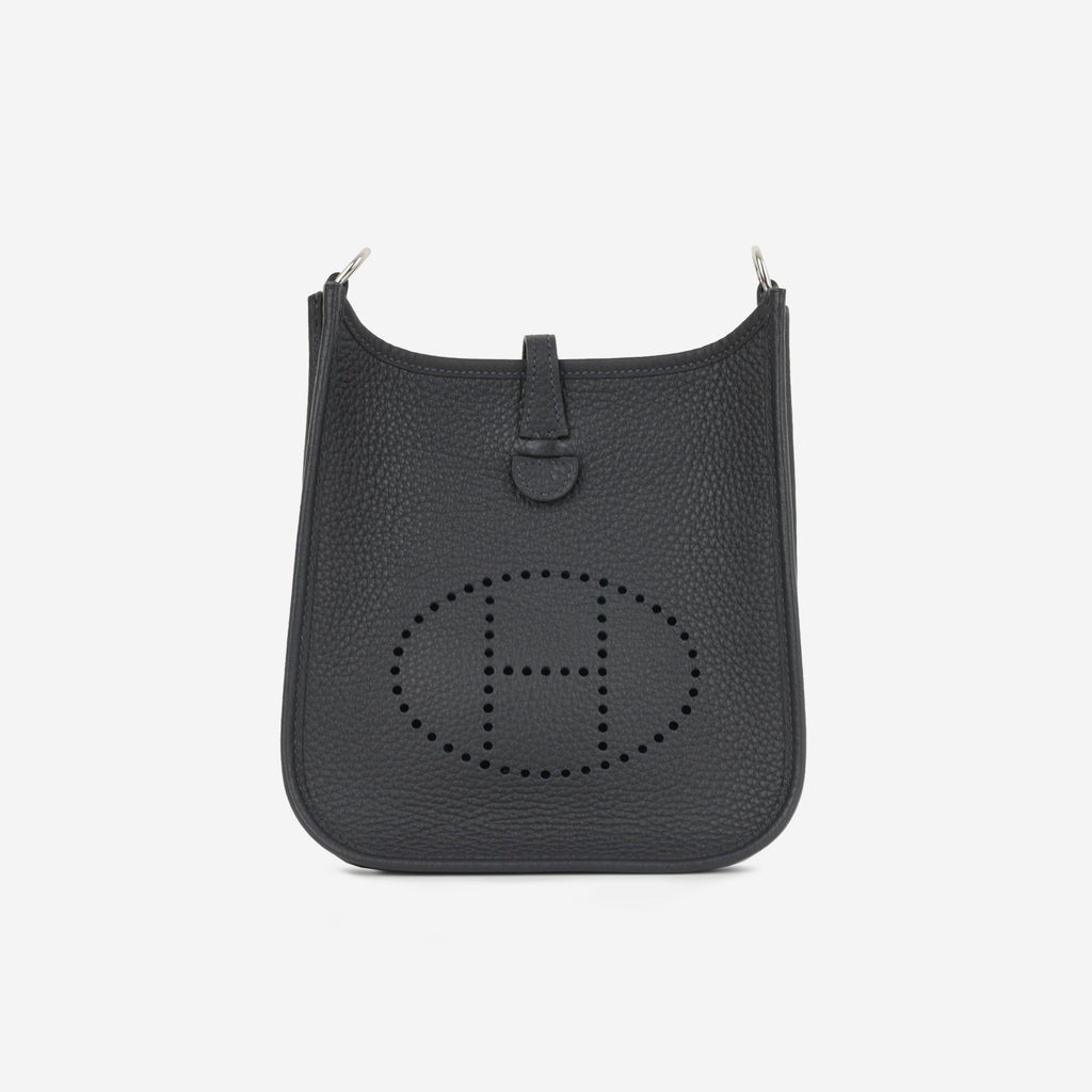 Hermès Evelyne TPM - Caban Clemence / Rose Shocking - Bleu Indigo Strap | Palladium Hardware