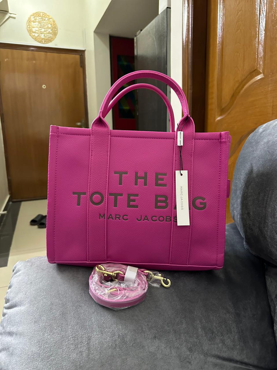 March Jacobs The Tote Bag